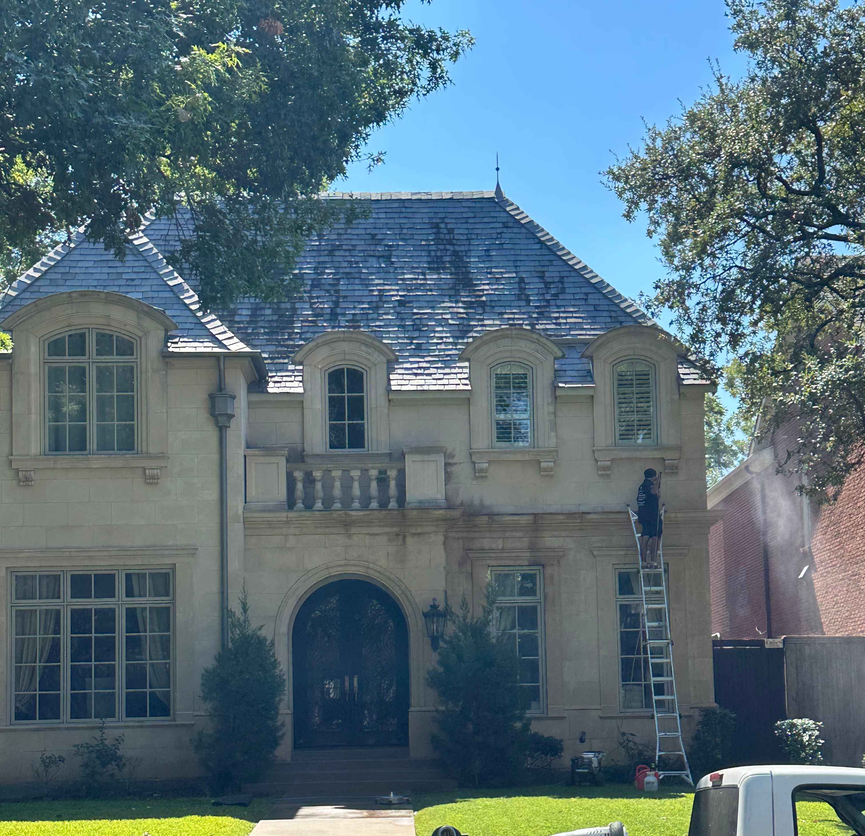 Premium Pressure Washing in University Park, Texas