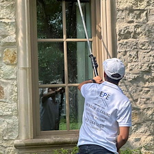 Top-Notch-Window-Cleaning-Performed-in-Highland-Park-Texas 0