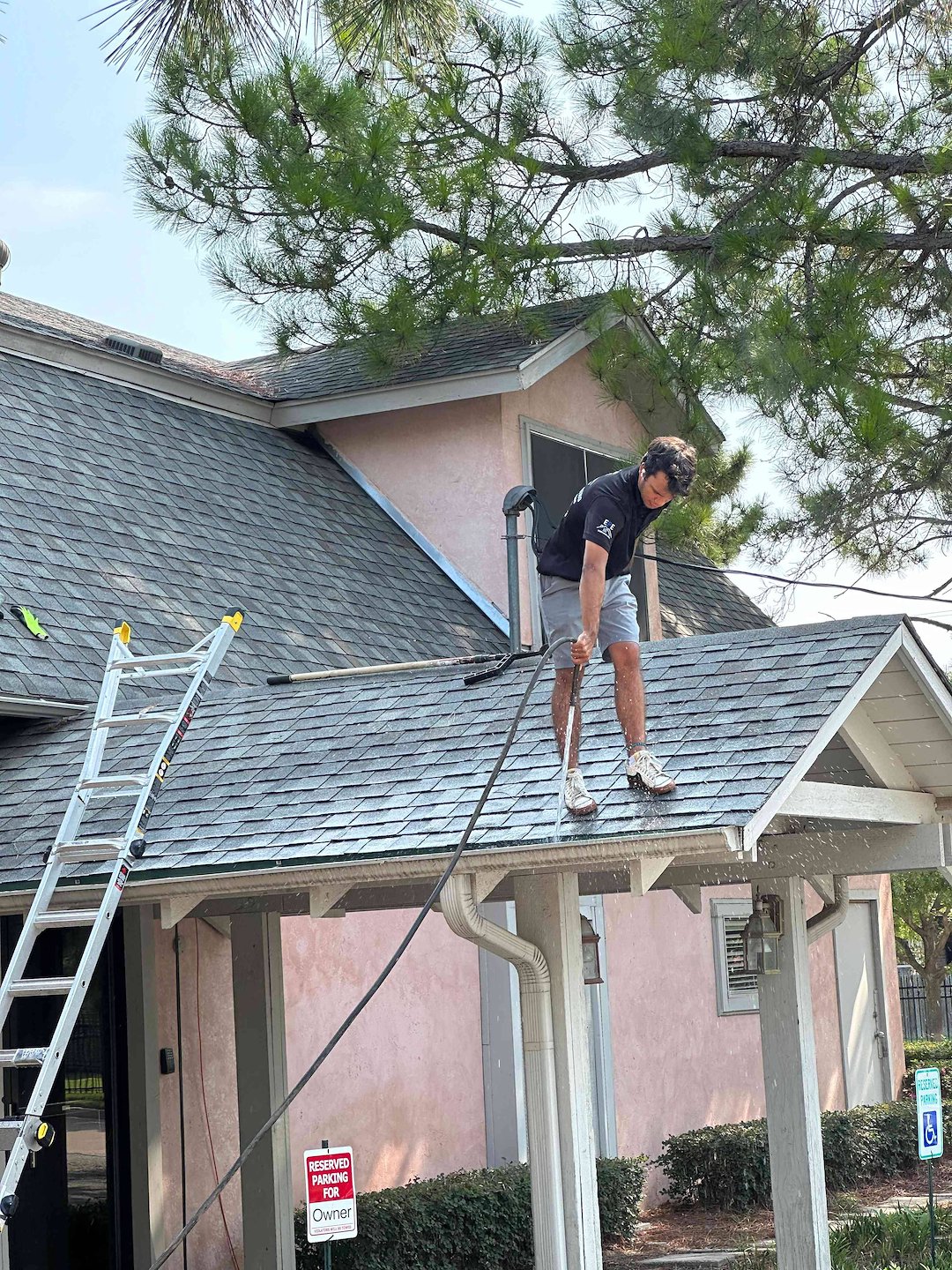 Top Quality Commercial Gutter Cleaning in Southlake, Texas