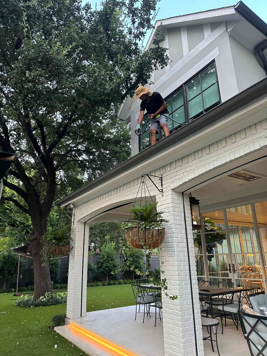 Top Quality Gutter Cleaning Performed in Highland Park