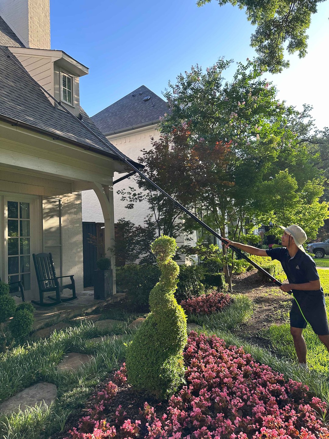 Top Quality Window Cleaning Performed in University Park, Texas